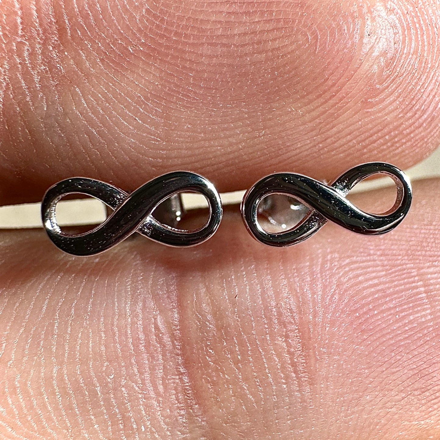 Sterling Silver Infinity Stud Earrings 9mm