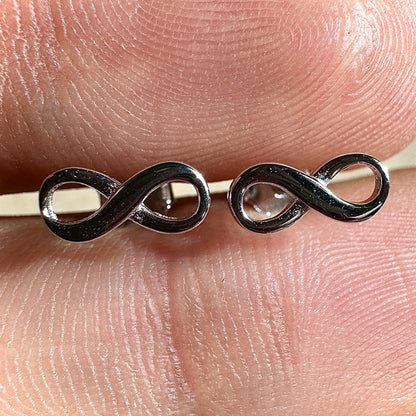 Sterling Silver Infinity Stud Earrings 9mm