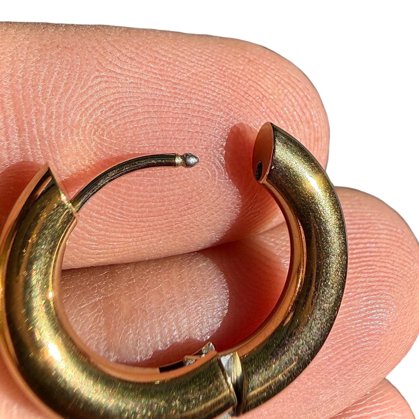 Gold Hoop Earrings 19mm Chunky Round Hinged Hoops