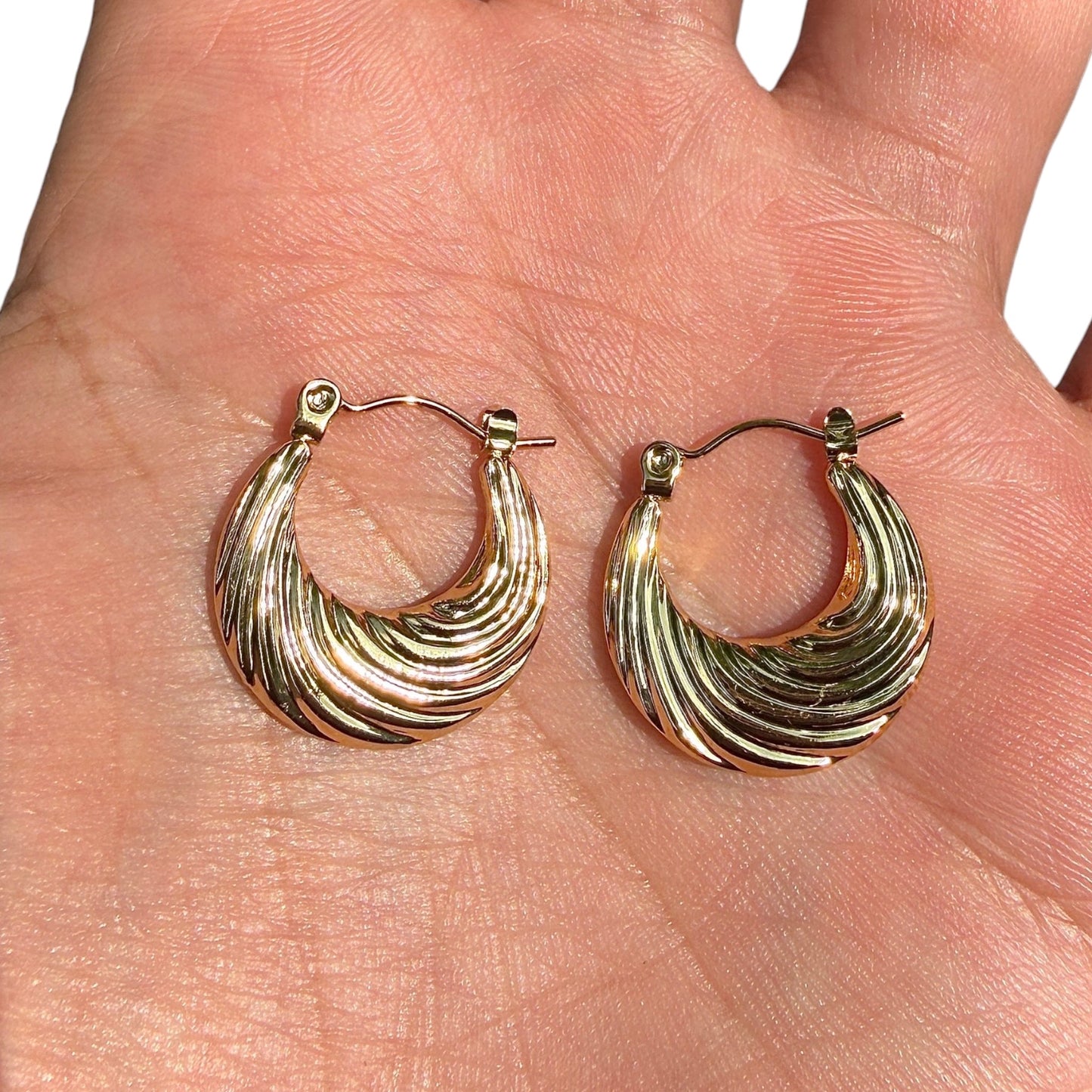 Gold Hoop Earrings 20mm Chunky Ribbed 18K Gold Plated Stainless Steel