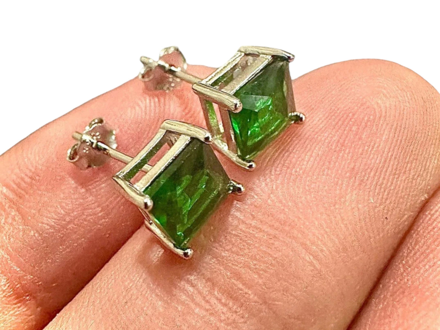 925 Sterling Silver Princess Cut Emerald Stud Earrings for Women 6MM Gift  Birthstone - leoshopdeals