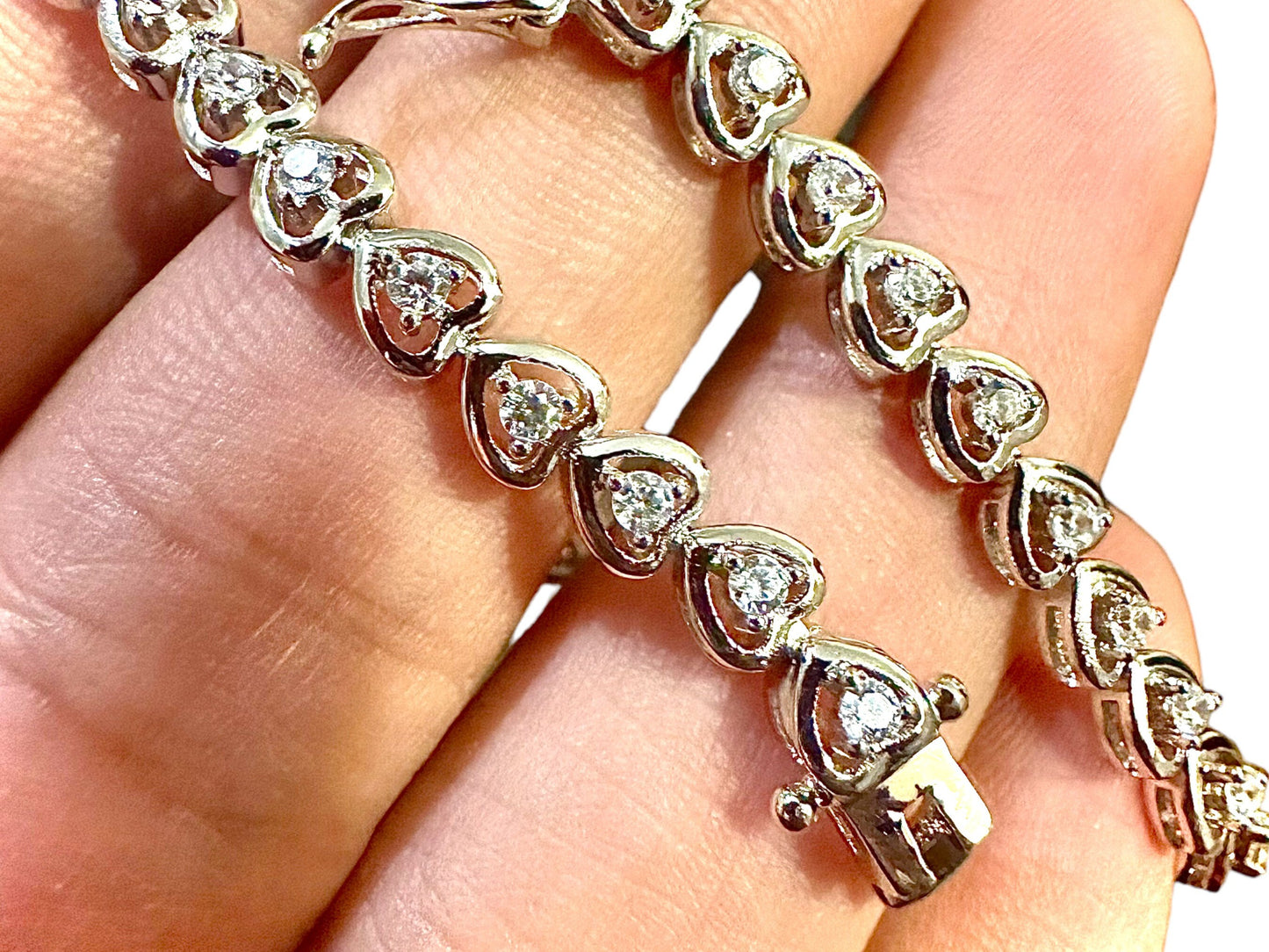 Heart Bracelet for Women Silver with Hearts Stones, 7.5 inches Tennis Bracelet for Women 18k White Gold Plated 3MM, Bracelet Gift for Women - leoshopdeals