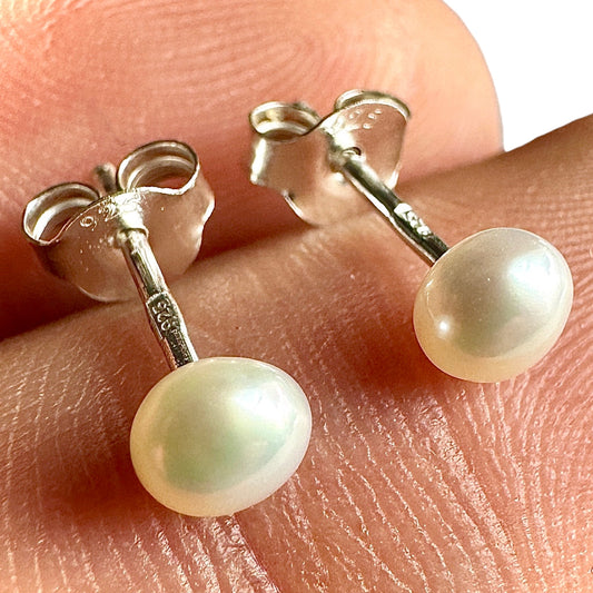 Freshwater Pearl Stud Earrings 4mm 925 Sterling Silver Studs
