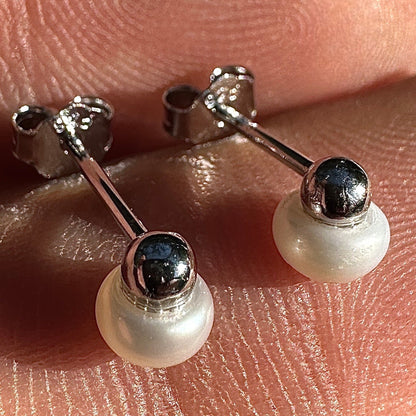 Pearl Stud Earrings 5.2mm 925 Sterling Silver Rhodium Plated