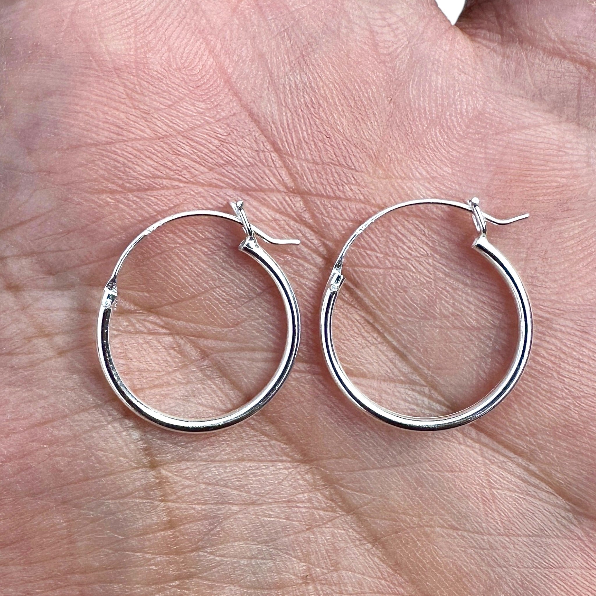 18mm 925 Sterling Silver Hoop Earrings Lightweight Hinged Hoops