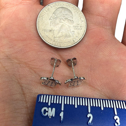 Sea Turtle Stud Earrings in 925 Sterling Silver, 15mm