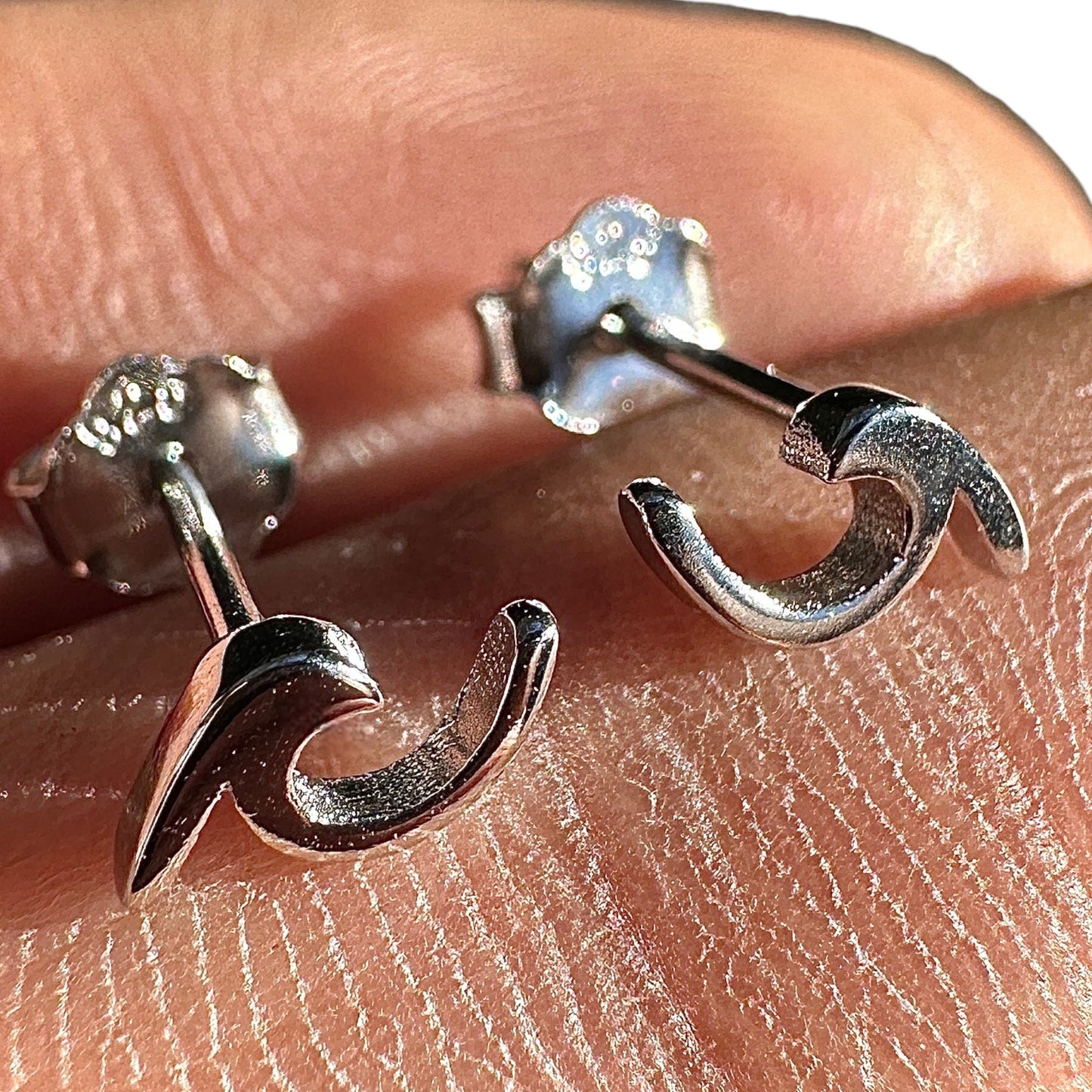 Wave Stud Earrings 925 Sterling Silver 3mm Tiny Minimalist Studs